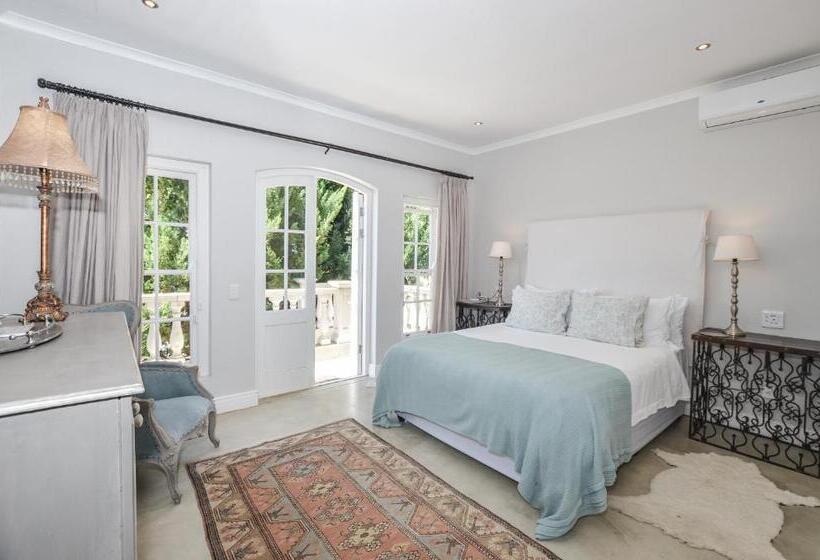 اتاق لوکس, Villa Anna Katarina