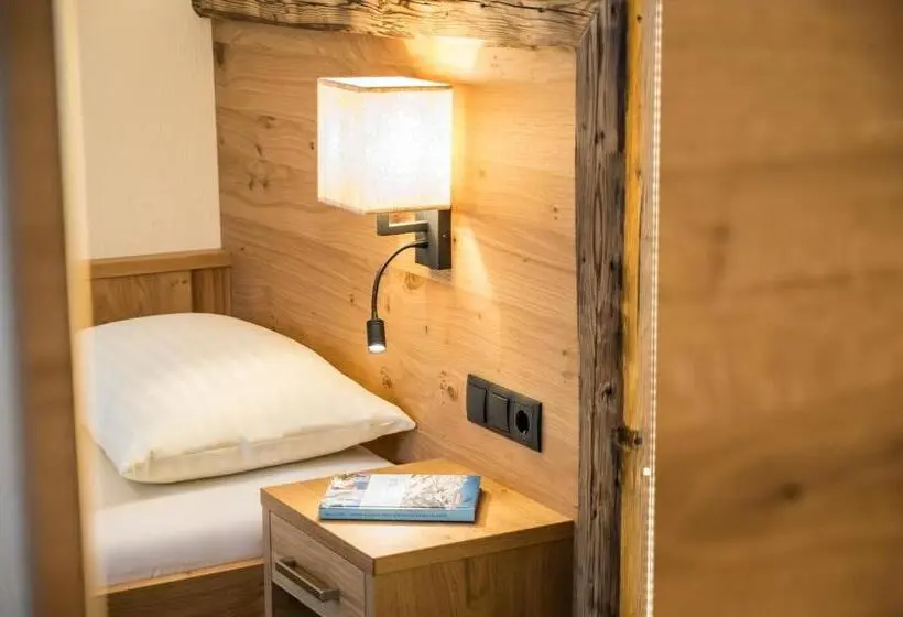 Standard Single Room, Aparthotel Weningeralm