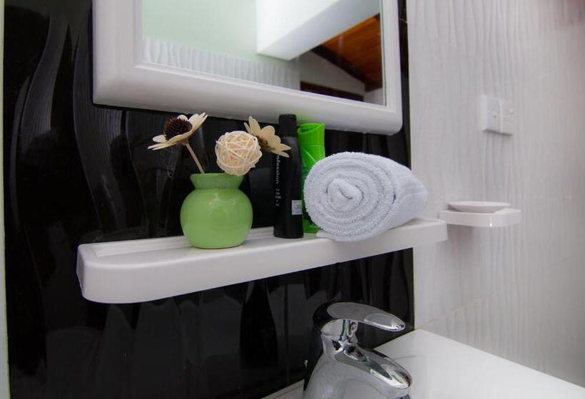 Номер Стандарт с Балконом, Kandyan Hideout