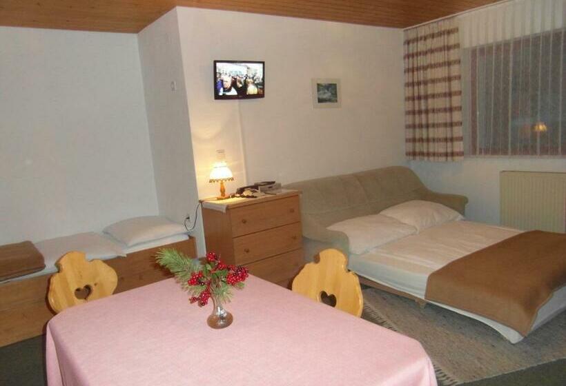 1 Bedroom Apartment Mountain View, Farm Košir