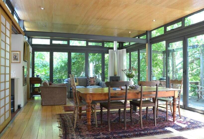 标准间带山景, Glasshouse In The Winelands