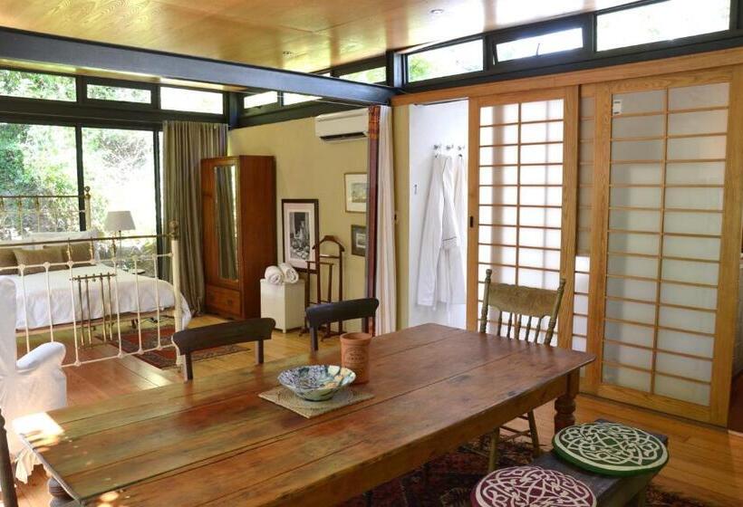 标准间带山景, Glasshouse In The Winelands