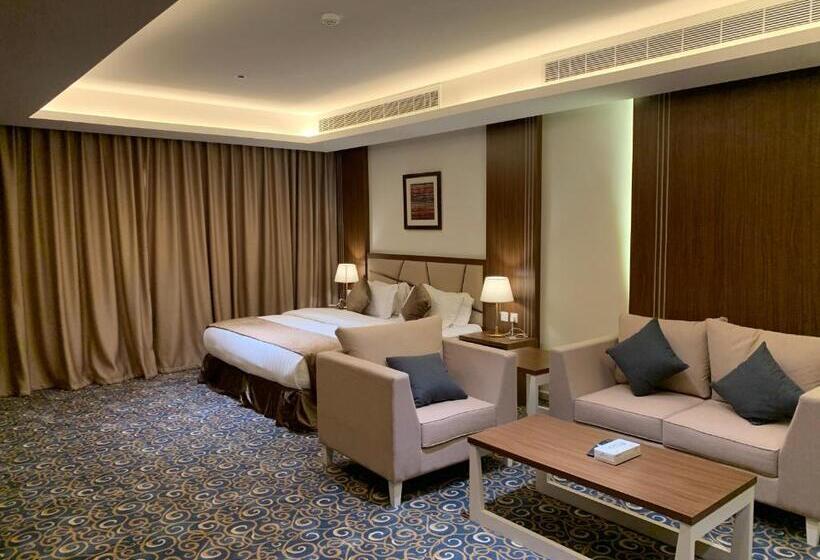 سوییت, ضيافة القرية الثلاثية شقق مخدومة Aldyafa