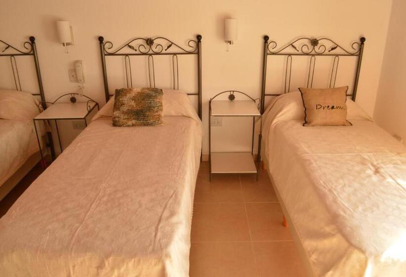 اتاق استاندارد, Faro Del Parque