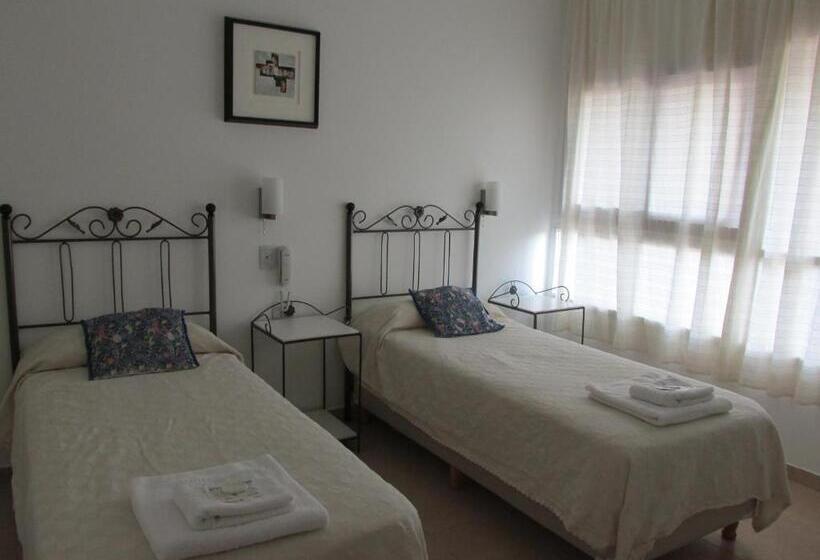 اتاق استاندارد, Faro Del Parque