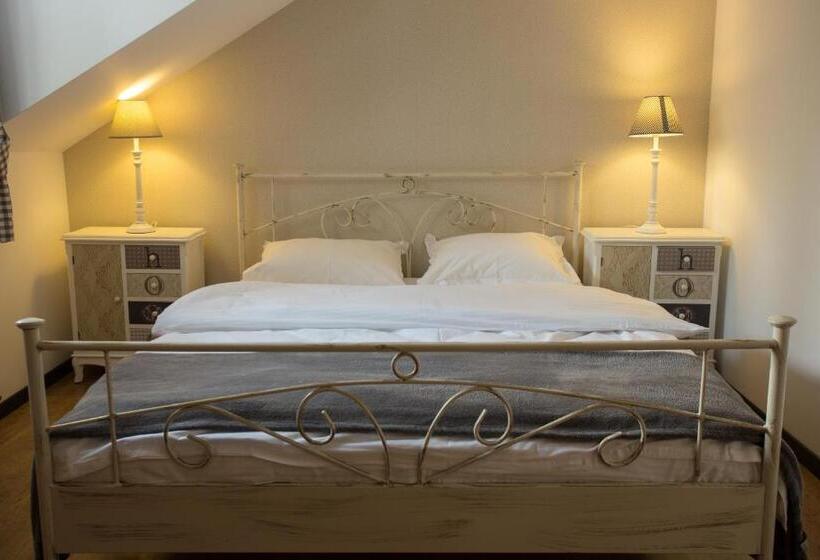 סוויטת ג'וניור, Castelul Stirbey