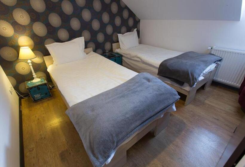 חדר אקונומי, Castelul Stirbey