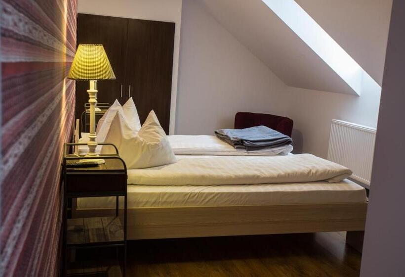 חדר סטנדרט, Castelul Stirbey