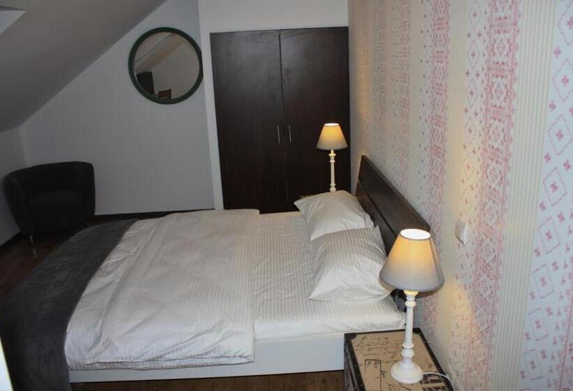 וילה בת חדר שינה 1, Castelul Stirbey