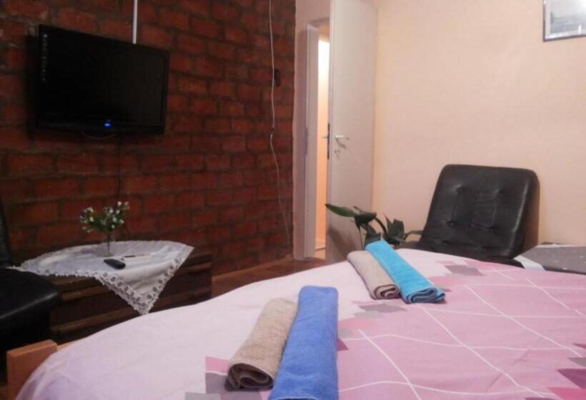 اتاق اکونومی, Guest House Mirijevski Konak