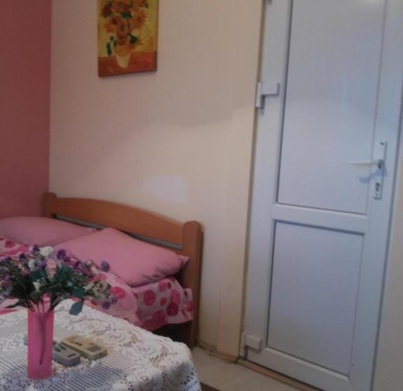 اتاق استاندارد با بالکن, Guest House Mirijevski Konak