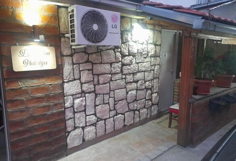 بانگلوی استاندارد, Guest House Mirijevski Konak