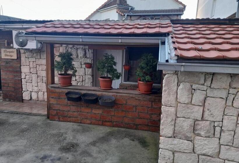 بانگلوی استاندارد, Guest House Mirijevski Konak