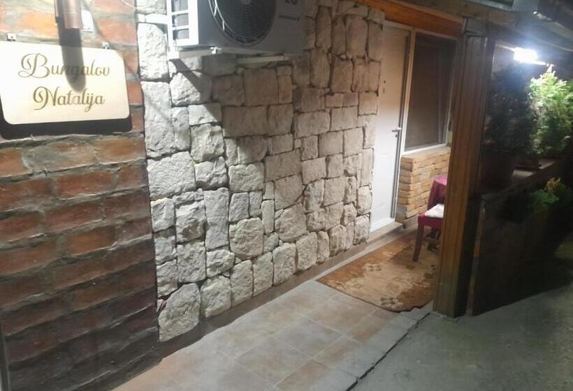 بانگلوی استاندارد, Guest House Mirijevski Konak