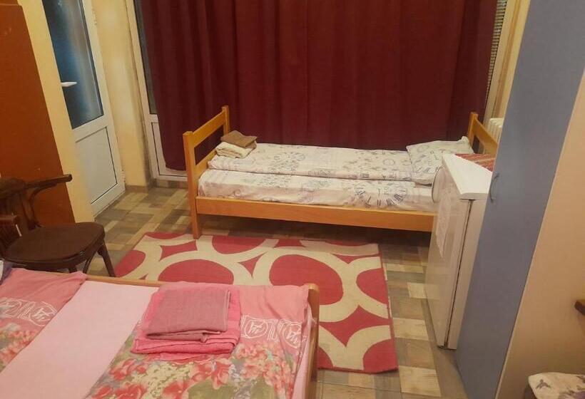 Economy Triple Room, Guest House Mirijevski Konak