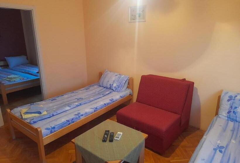 آپارتمان 1 خوابه, Guest House Mirijevski Konak