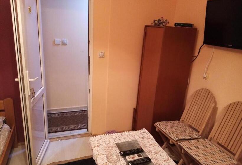 اتاق استاندارد با بالکن, Guest House Mirijevski Konak