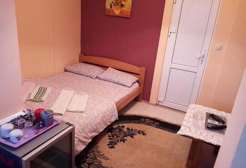 اتاق استاندارد با بالکن, Guest House Mirijevski Konak