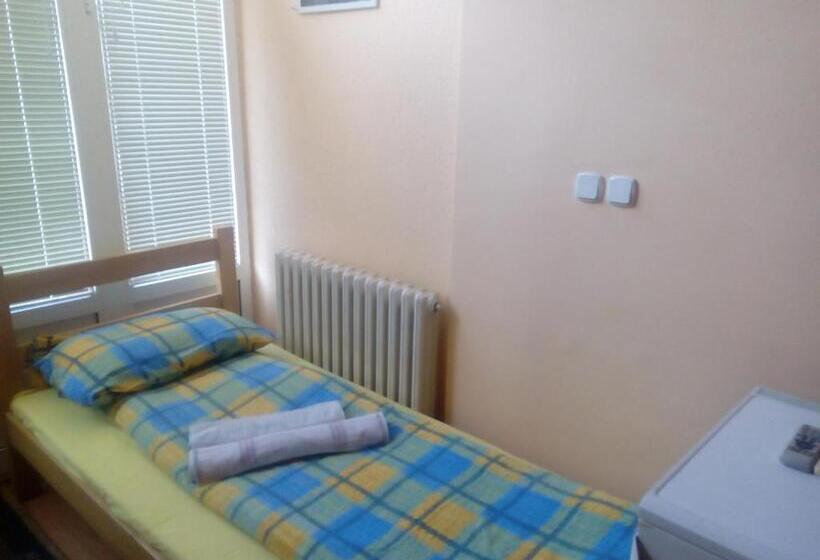 Economy Triple Room, Guest House Mirijevski Konak