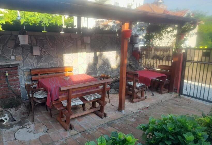 Economy Triple Room, Guest House Mirijevski Konak