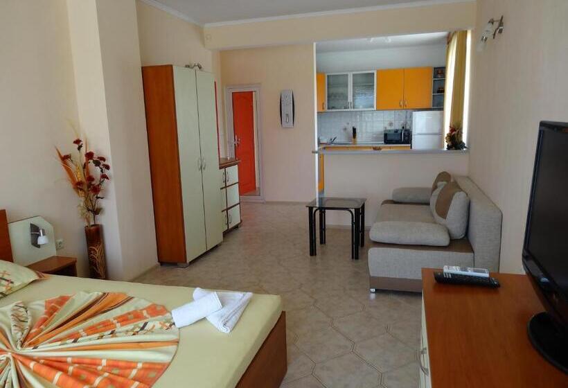 스탠다드 스튜디오 (테라스구비), Guesthouse Kamelia