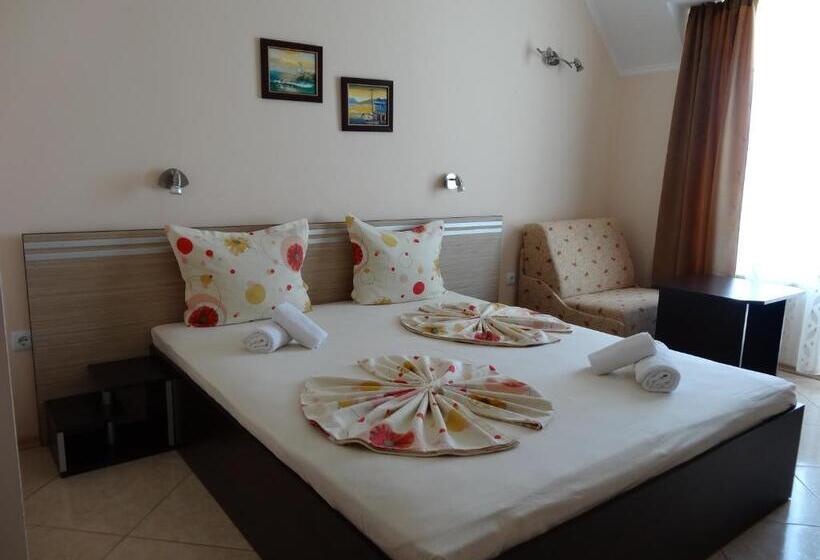 스탠다드 발코니 룸, Guesthouse Kamelia