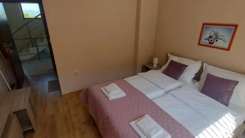 اتاق استاندارد با بالکن, Mini Complex Rilski Terasi