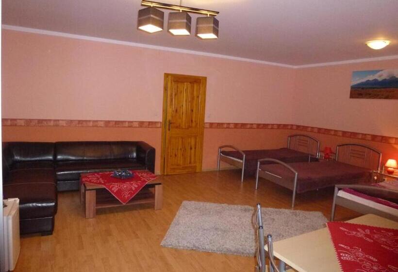 Четырехместный Номер Стандарт, Penzion Zelený Dvor