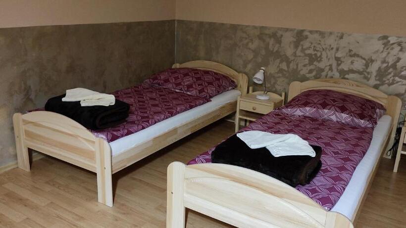 四人标准间, Penzion Zelený Dvor