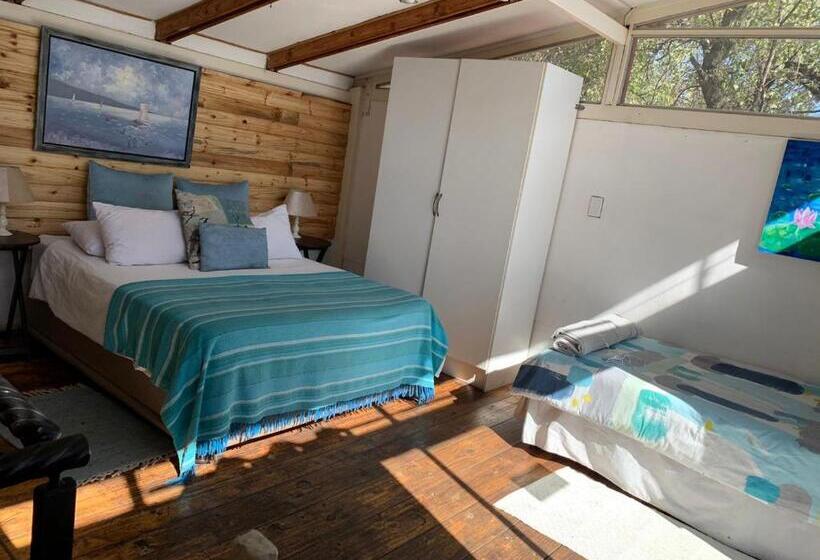 Familj Bungalow, Serenity Guesthouse