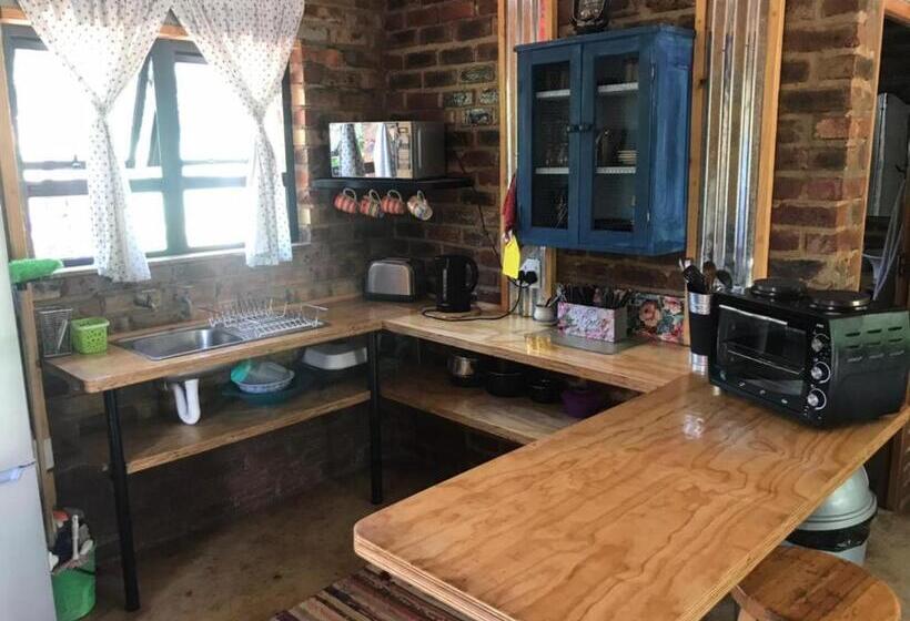 1 Sovrums Stuga, Serenity Guesthouse