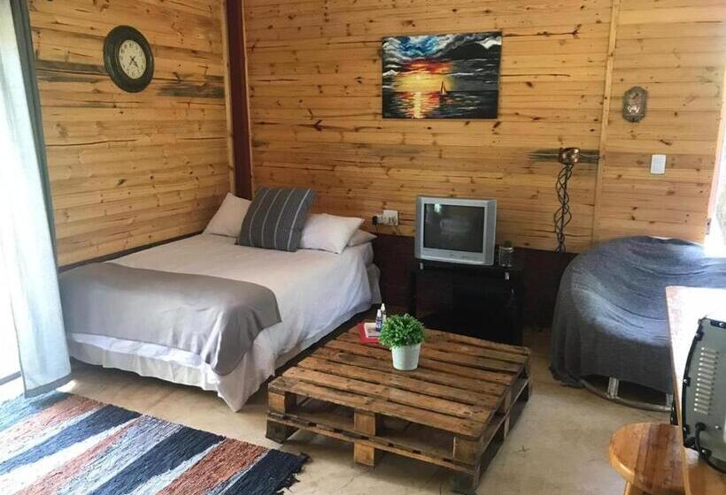 1 Sovrums Stuga, Serenity Guesthouse