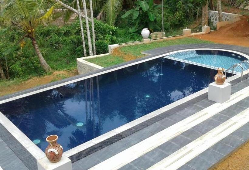 סוויטה עם ג'קוזי, Style Villa