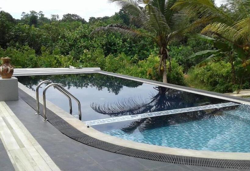 סוויטה עם ג'קוזי, Style Villa