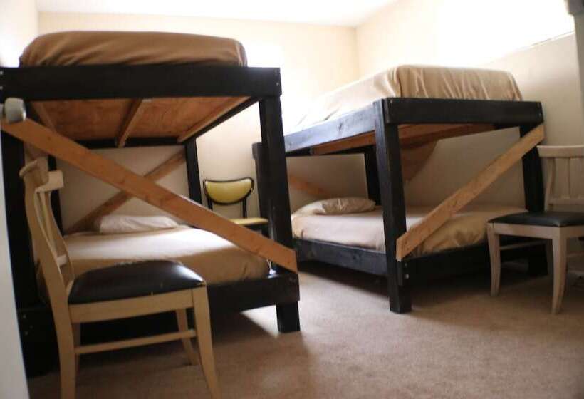 غرفة قياسية, Grand Canyon Caverns Inn