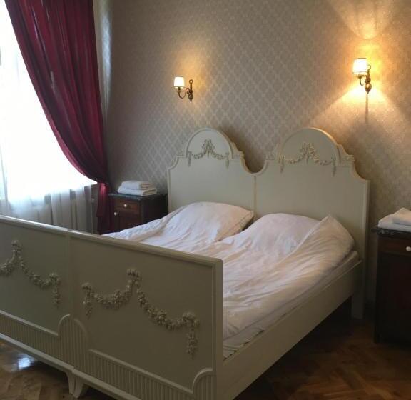 اتاق لوکس با بالکن, Guest House Anna Caffe