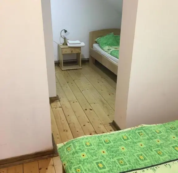 اتاق استاندارد سه نفره, Guest House Anna Caffe