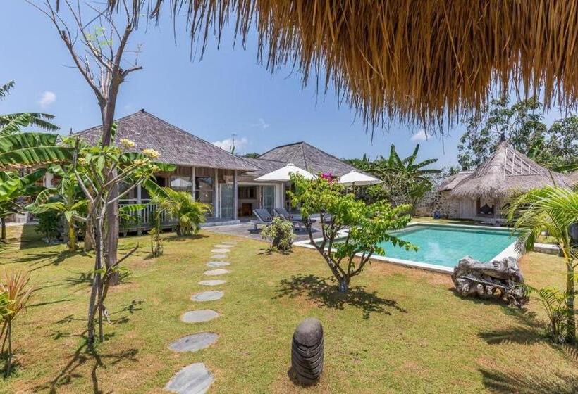 וילה עם חדר שינה אחד ובריכת שחיה, Le Yanandra Bali Resort