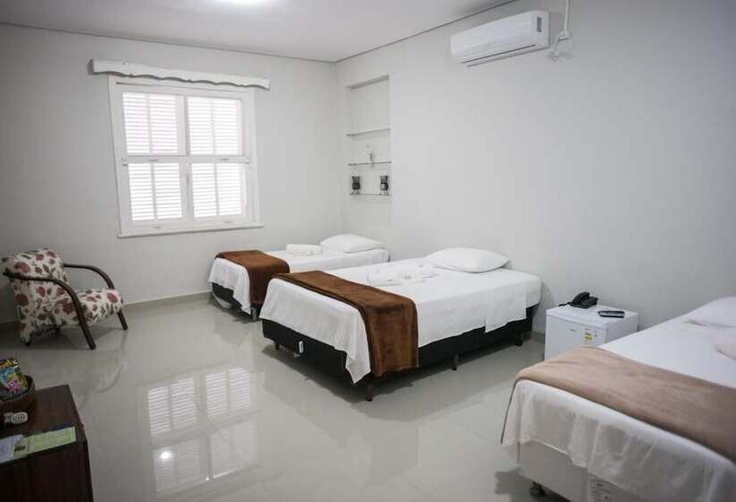 标准三人间, Pousada Cassino