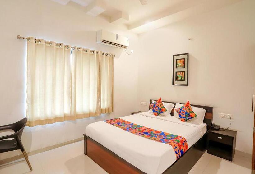 デラックスルーム, Fabhotel Archanil Apartment   Sitanagar Cricket Ground