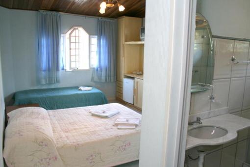Трежместный Номер Economy, Pousada Bariloche