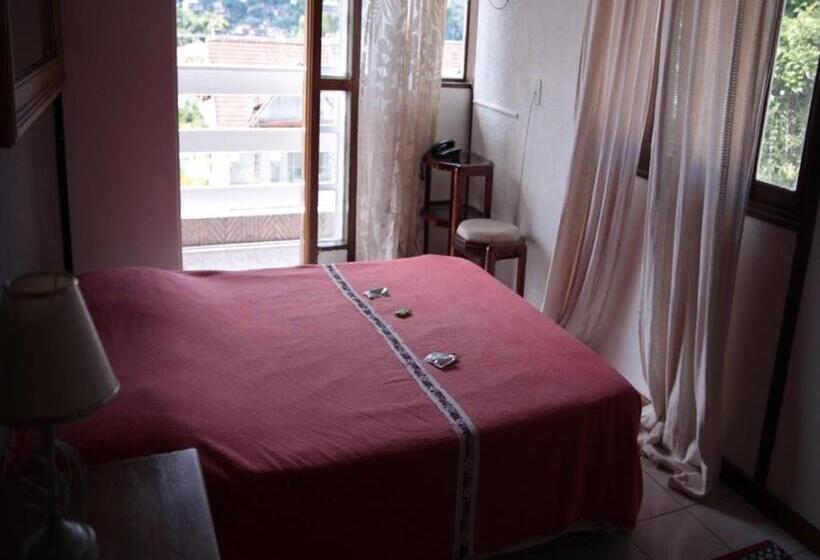 Номер Стандарт Трехместный, Pousada Bariloche