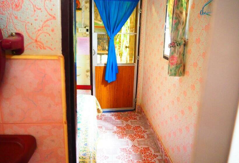 חדר סטנדרט, Three J Guesthouse