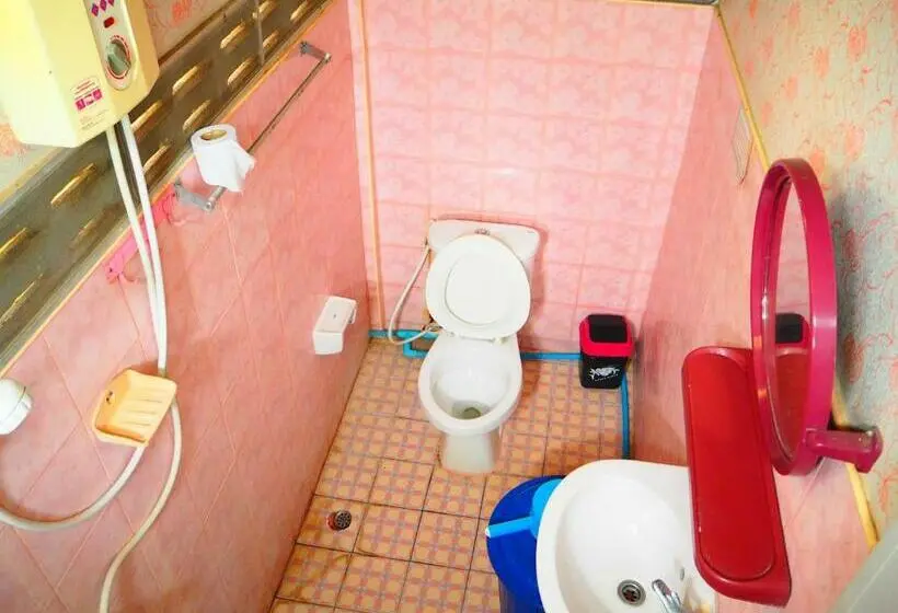 اتاق استاندارد, Three J Guesthouse