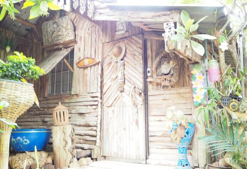 חדר קלאסי לשלושה, Three J Guesthouse