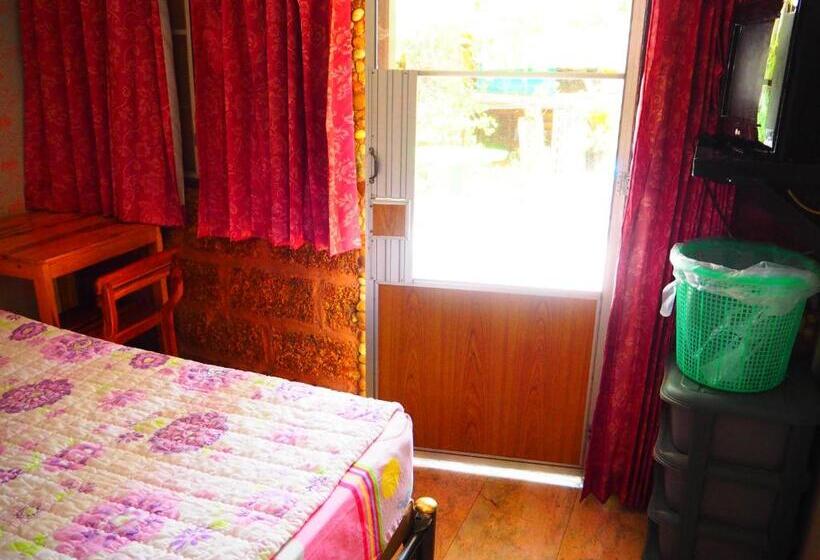 디럭스 룸, Three J Guesthouse