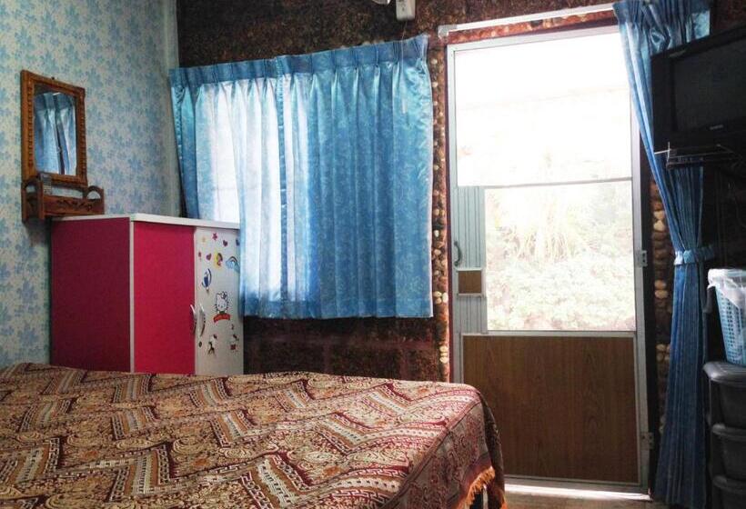 디럭스 룸, Three J Guesthouse