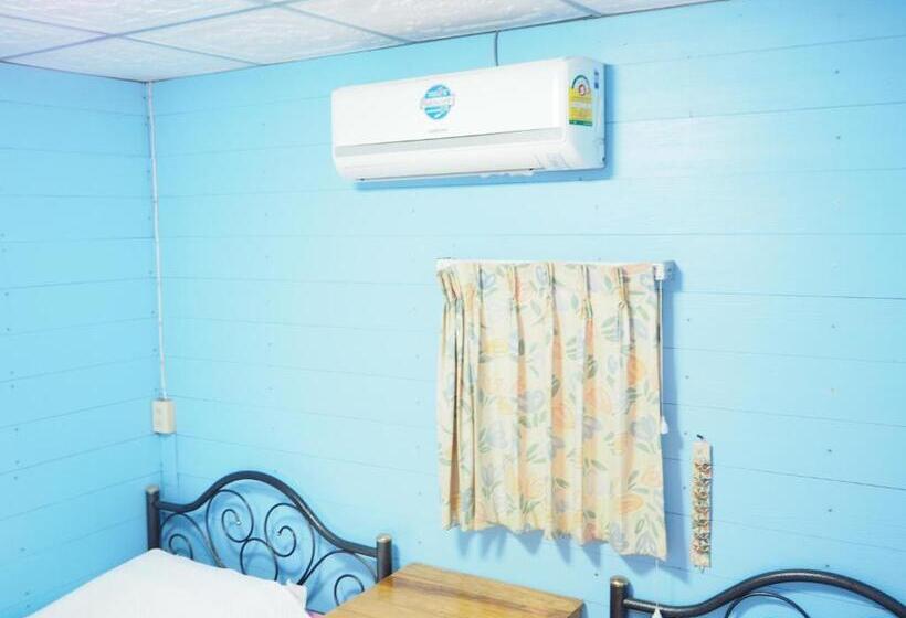 בקתה סטנדרטית, Three J Guesthouse