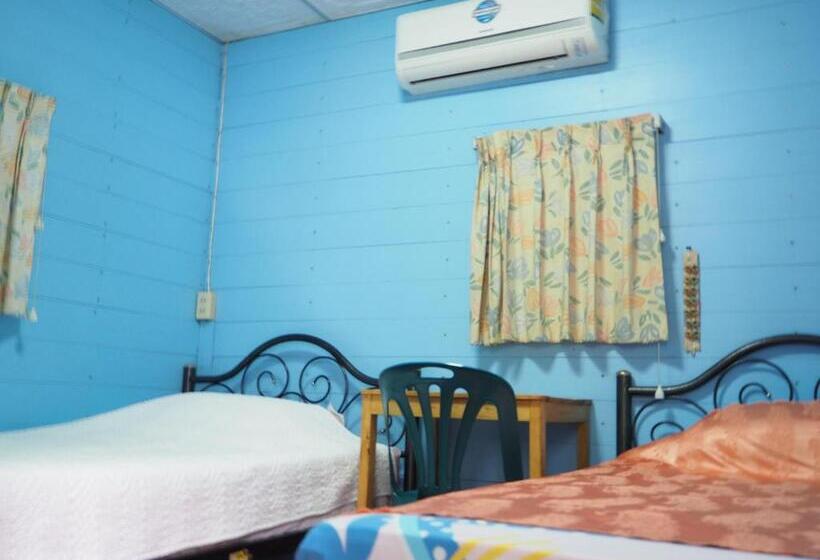 בקתה סטנדרטית, Three J Guesthouse