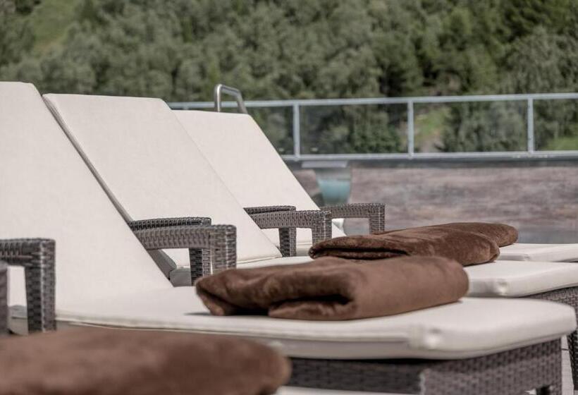 Апартаменты Deluxe 2 Спальни, Regina's Alp Deluxe